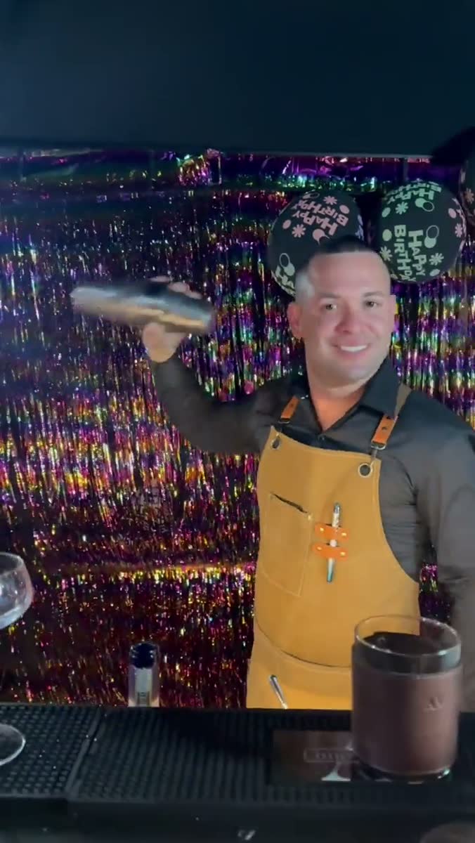 Cocktails, in motion